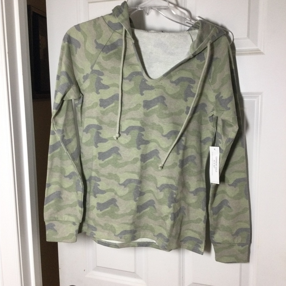Lounge Hoodie Shorts Set - Picture 10 of 11